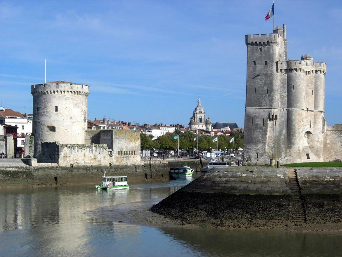 Appartement au calme Centre Ville à 2 pas du vieux marché La Rochelle  Esterno foto