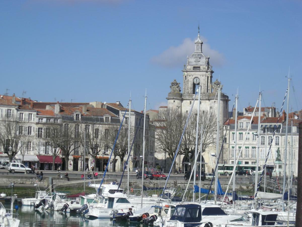Appartement au calme Centre Ville à 2 pas du vieux marché La Rochelle  Esterno foto
